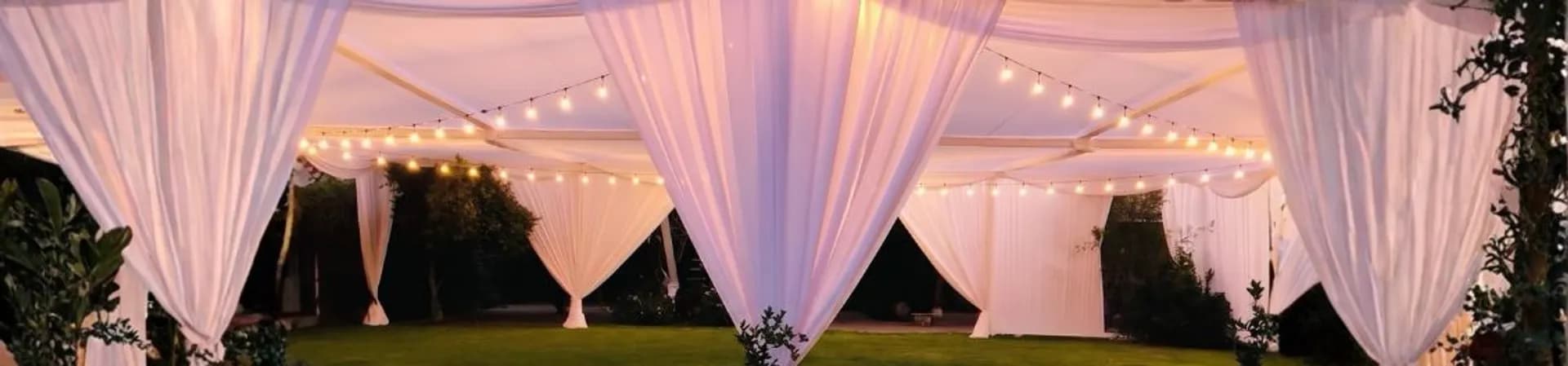 Carpas premium, Pistas Brillantes e Iluminación