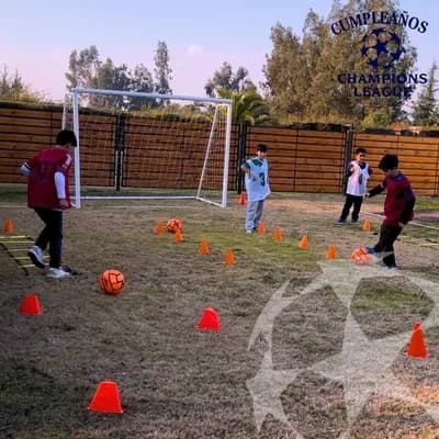 Cumpleaños Champions League 20-30 niños