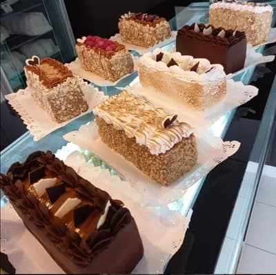 Torta Sin Azúcar Hojarasca Manjar Nuez 10p