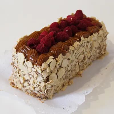 Torta Hojarasca Manjar Frambuesa 10p