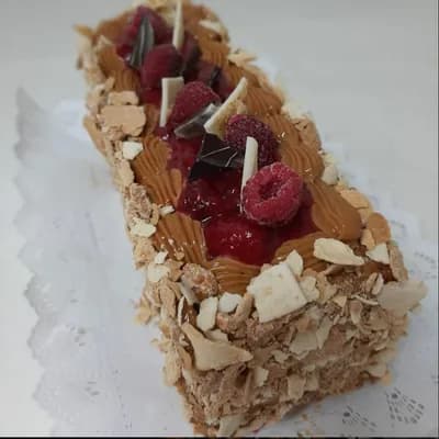 Torta Sin Azúcar Hojarasca Manjar Frambuesa 10p