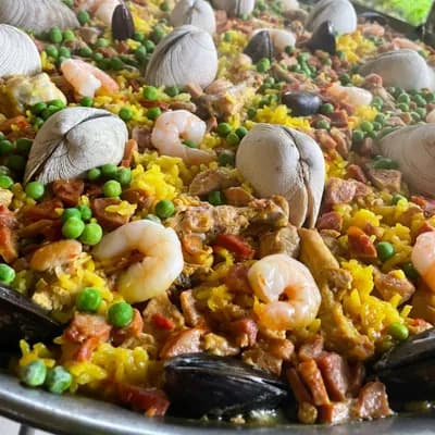 Paella mediterránea
