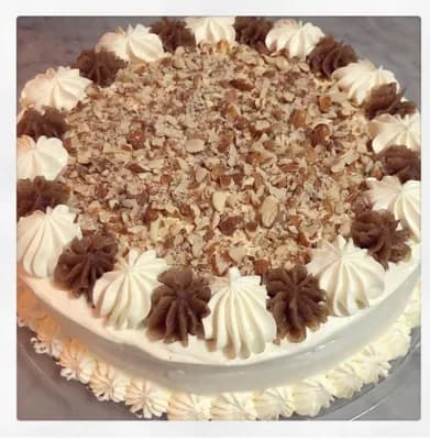 Torta crocante de almendra con dulce de castaña 20 pers.