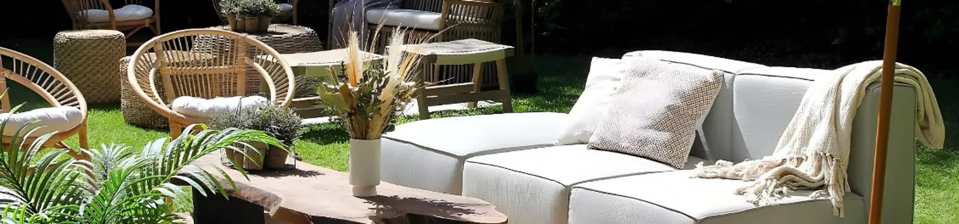 Arriendo de Mobiliario de Diseño y Modular de Lujo