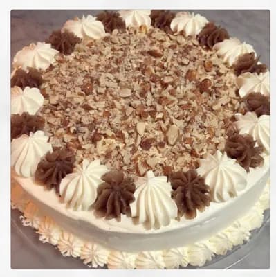 Torta crocante de almendra con dulce de castaña 30 pers.